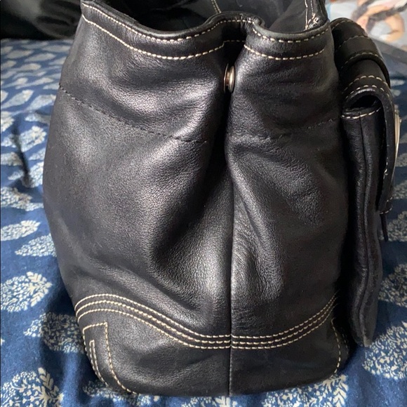 Coach - Picture 4 of 14